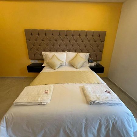 Oyo Hotel Familiar Tollan Cholula Eksteriør bilde