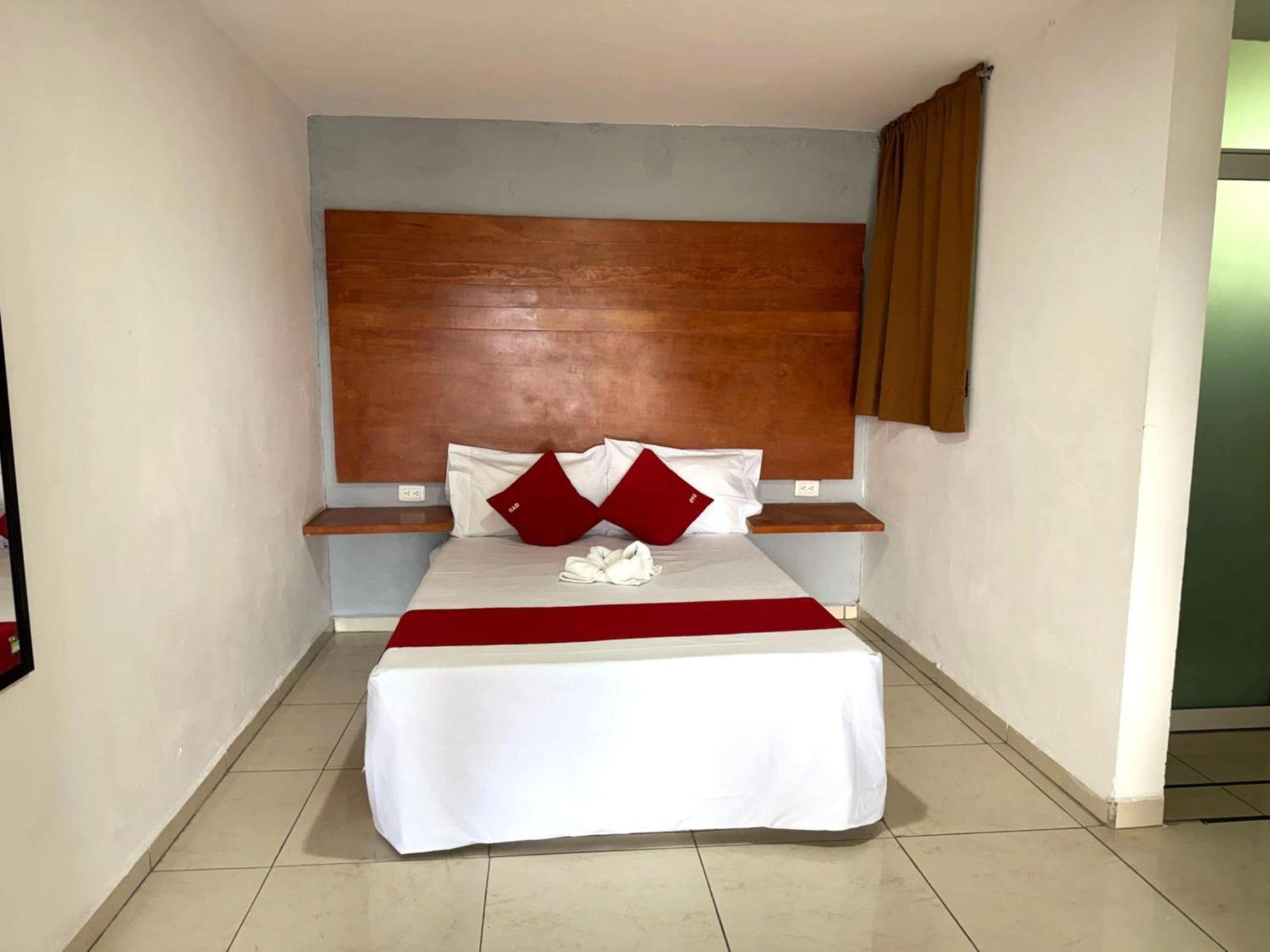 Oyo Hotel Familiar Tollan Cholula Eksteriør bilde