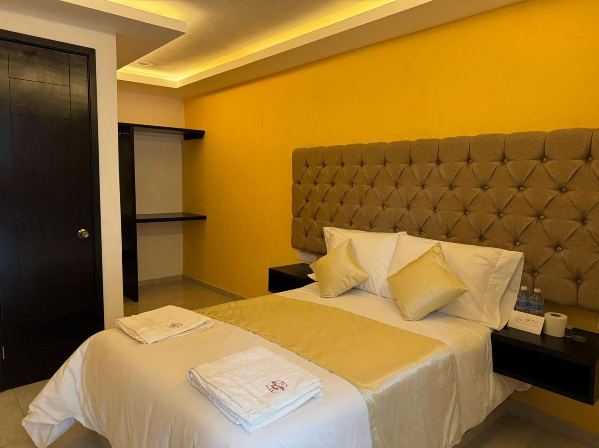 Oyo Hotel Familiar Tollan Cholula Eksteriør bilde