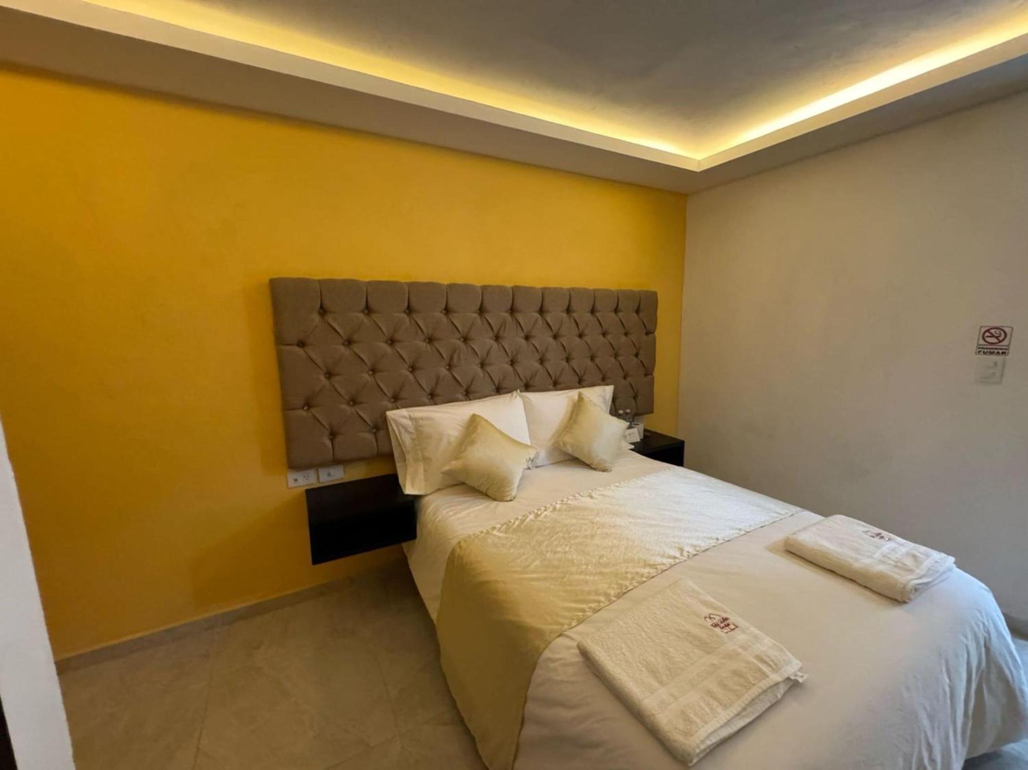 Oyo Hotel Familiar Tollan Cholula Eksteriør bilde