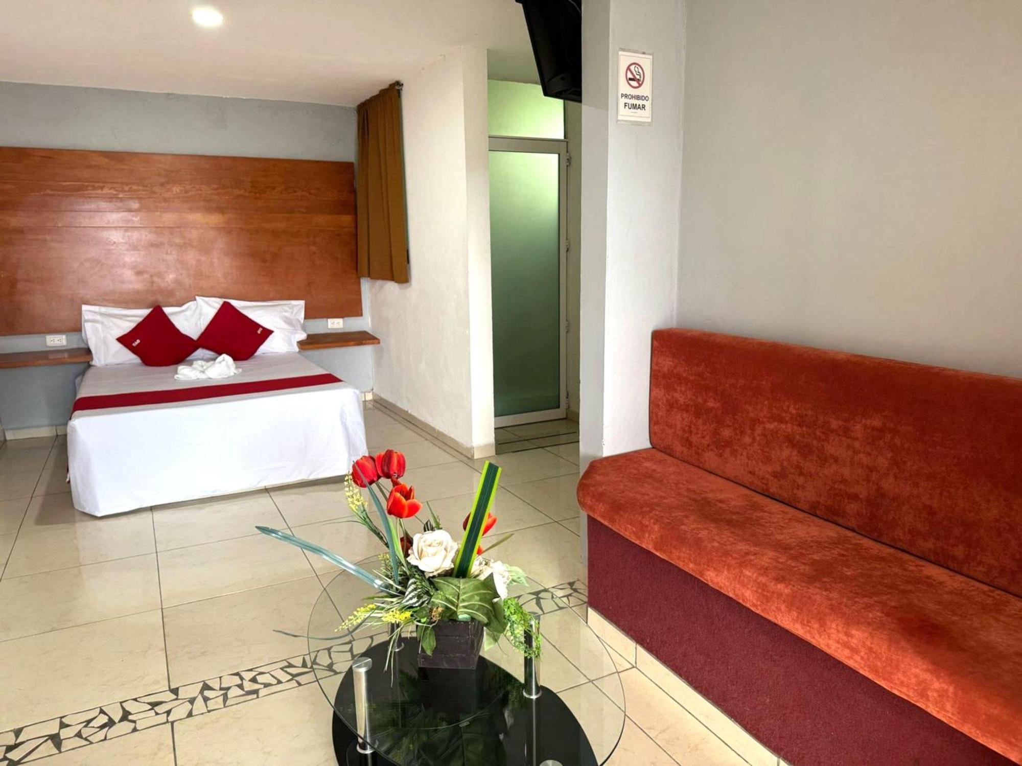 Oyo Hotel Familiar Tollan Cholula Eksteriør bilde