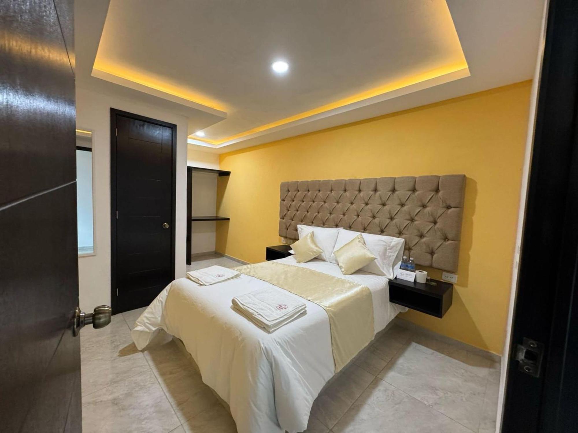 Oyo Hotel Familiar Tollan Cholula Eksteriør bilde
